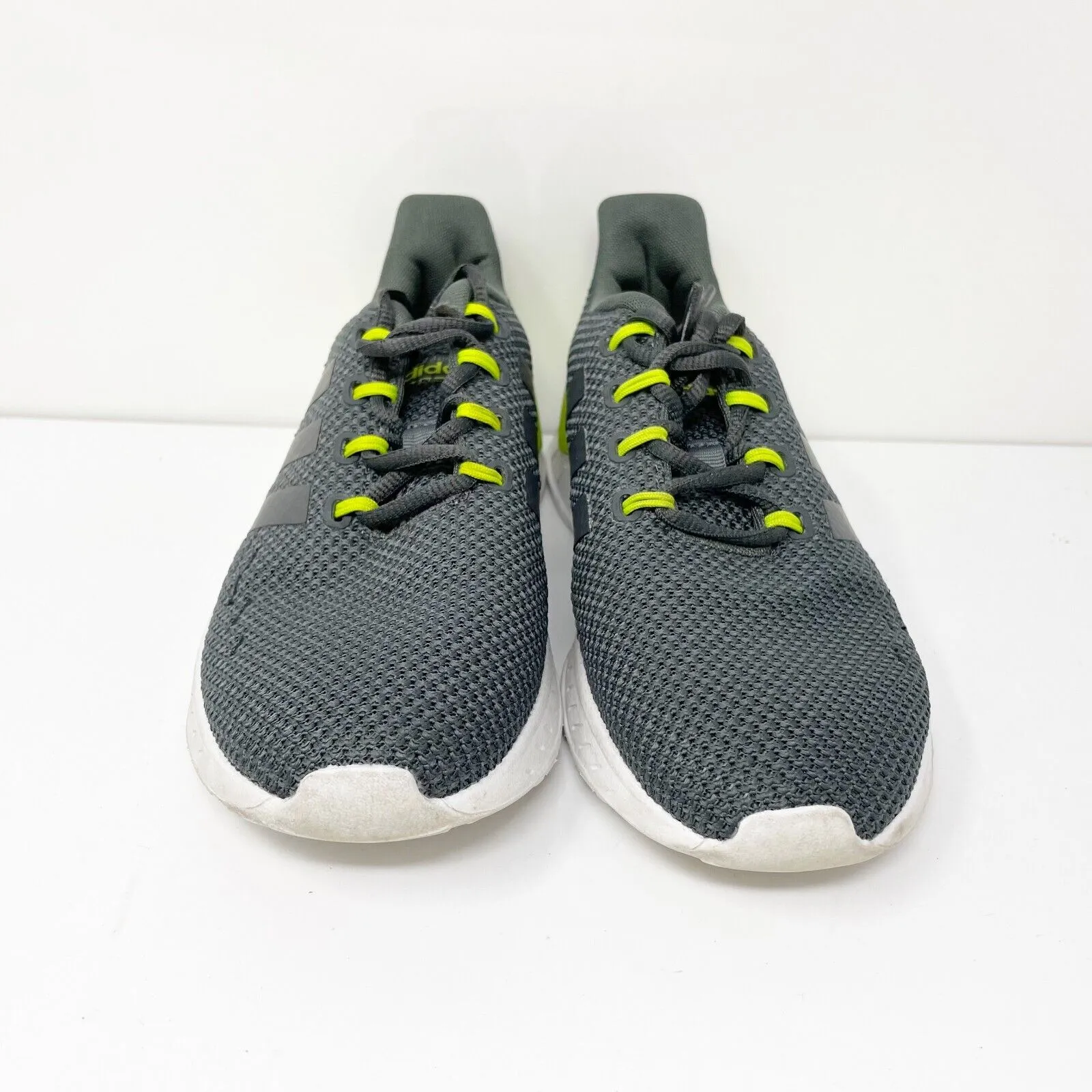 Adidas Boys Questar Flow NXT H04204 Gray Running Shoes Sneakers Size 4.5