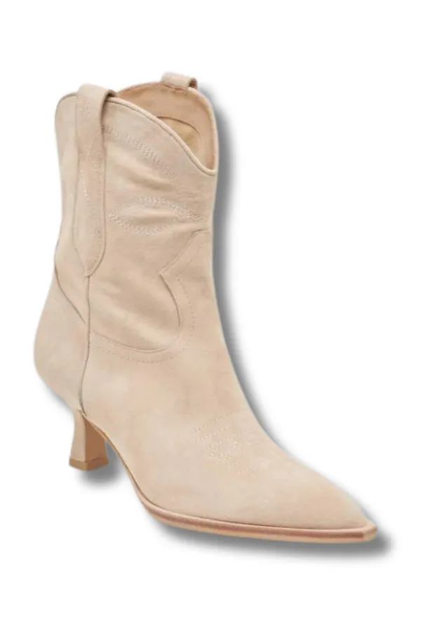 Angel Boot - Dune Suede | Dolce Vita