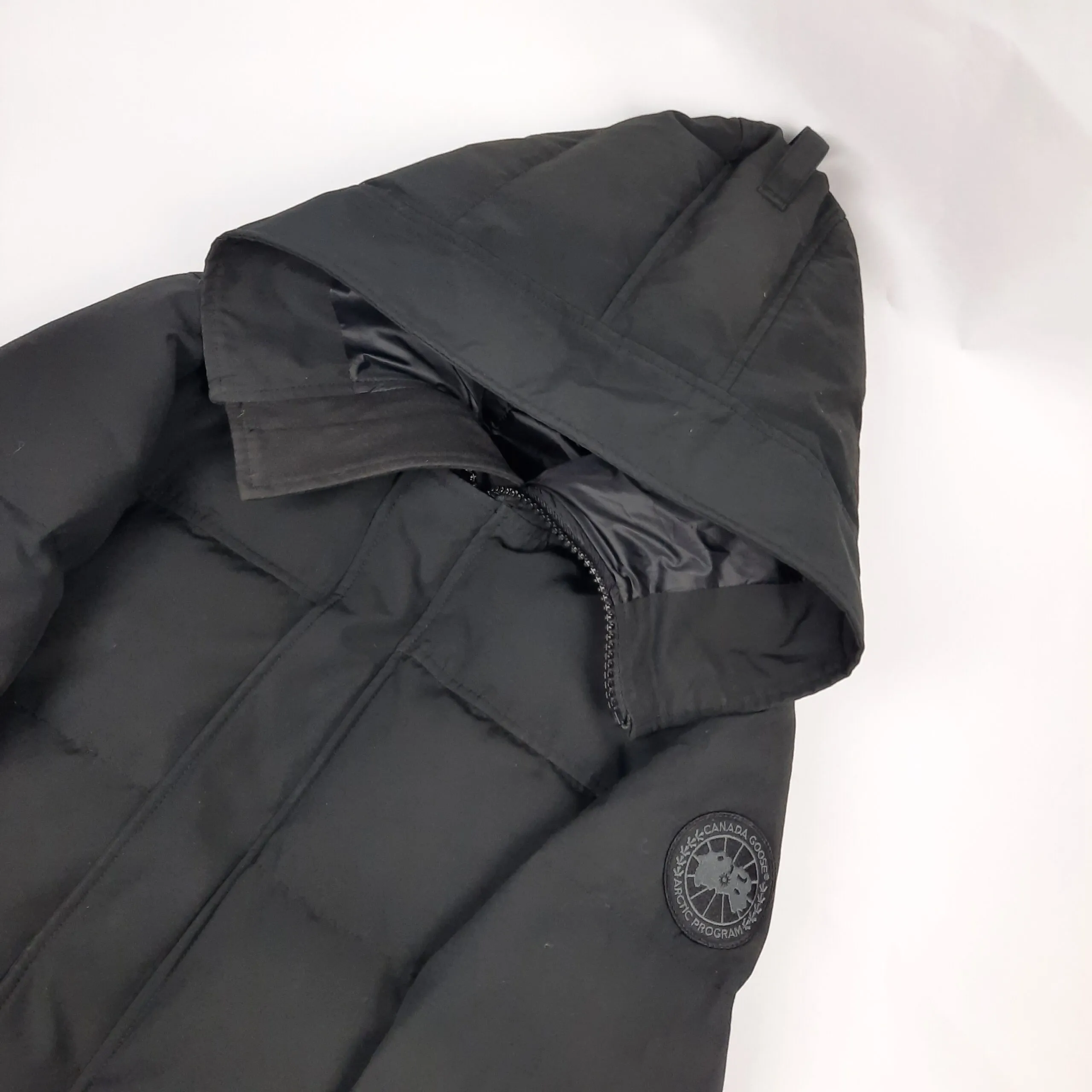 Canada Goose Black Label Macmillan Parka Small - Authentic Luxury Designer