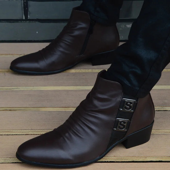 Men's Handmade Vintage British Style Solid Pointed Toe Ankle Boots