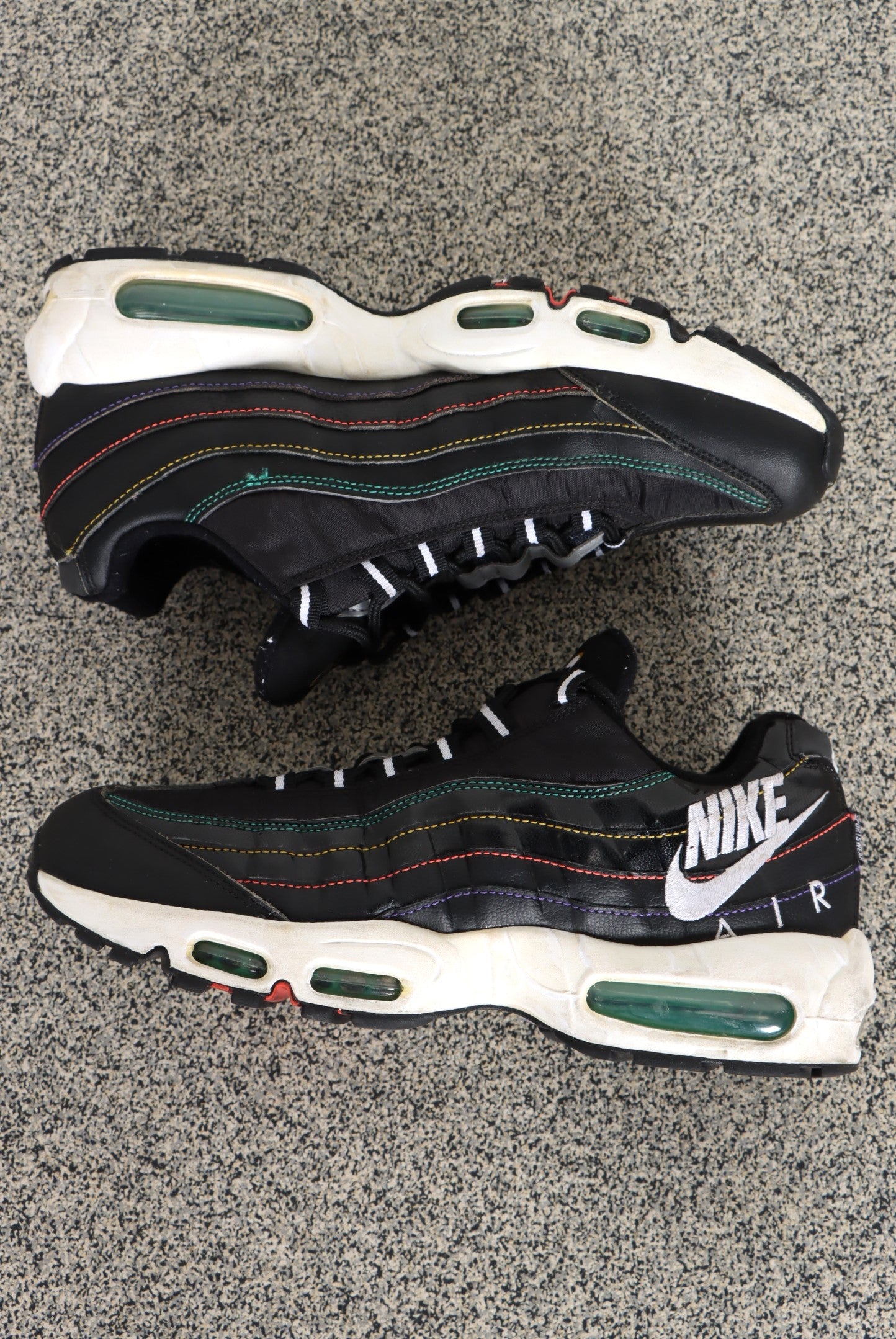 NIKE Air Max 95 'Windbreaker' Black Sneaker (9)