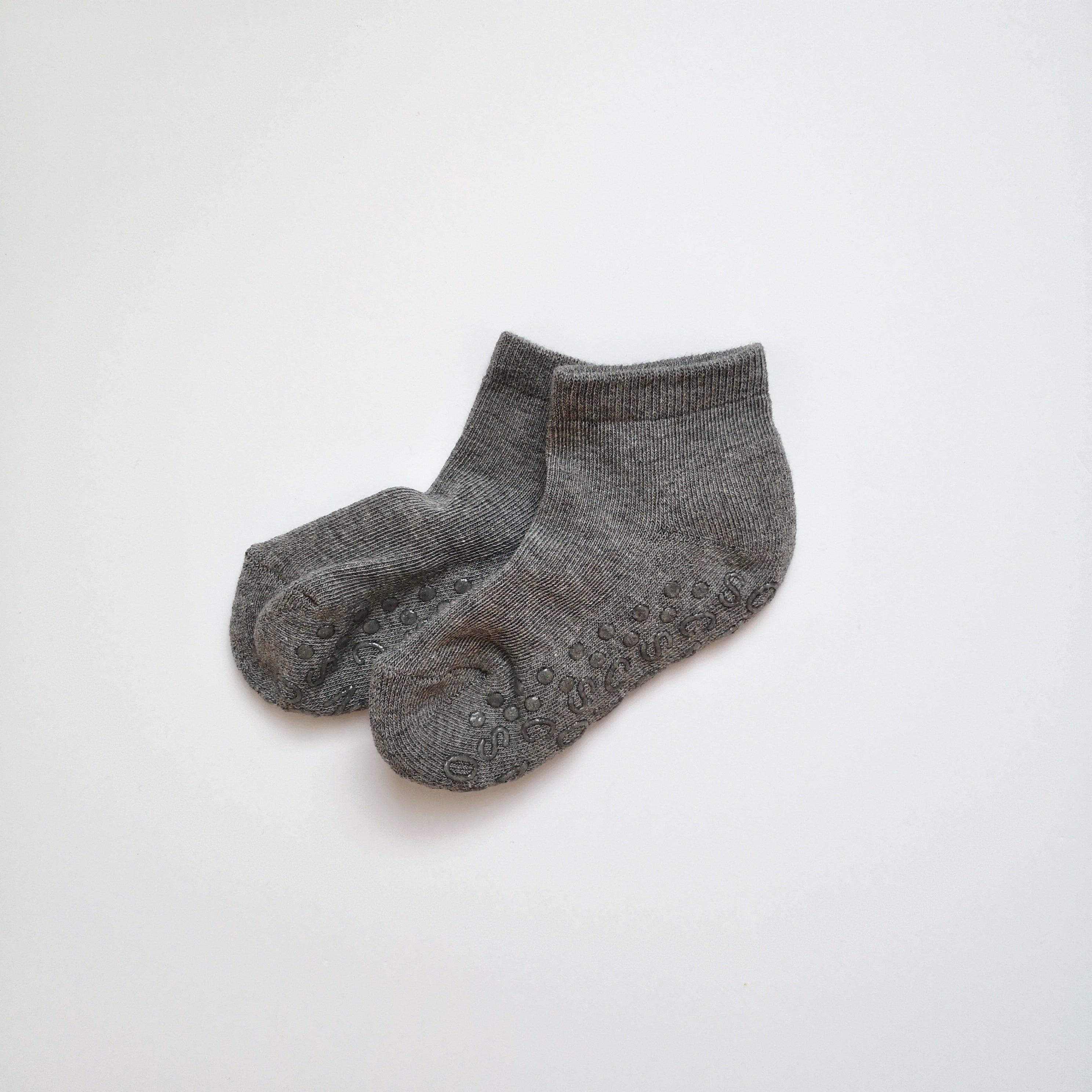 Non-slip socks