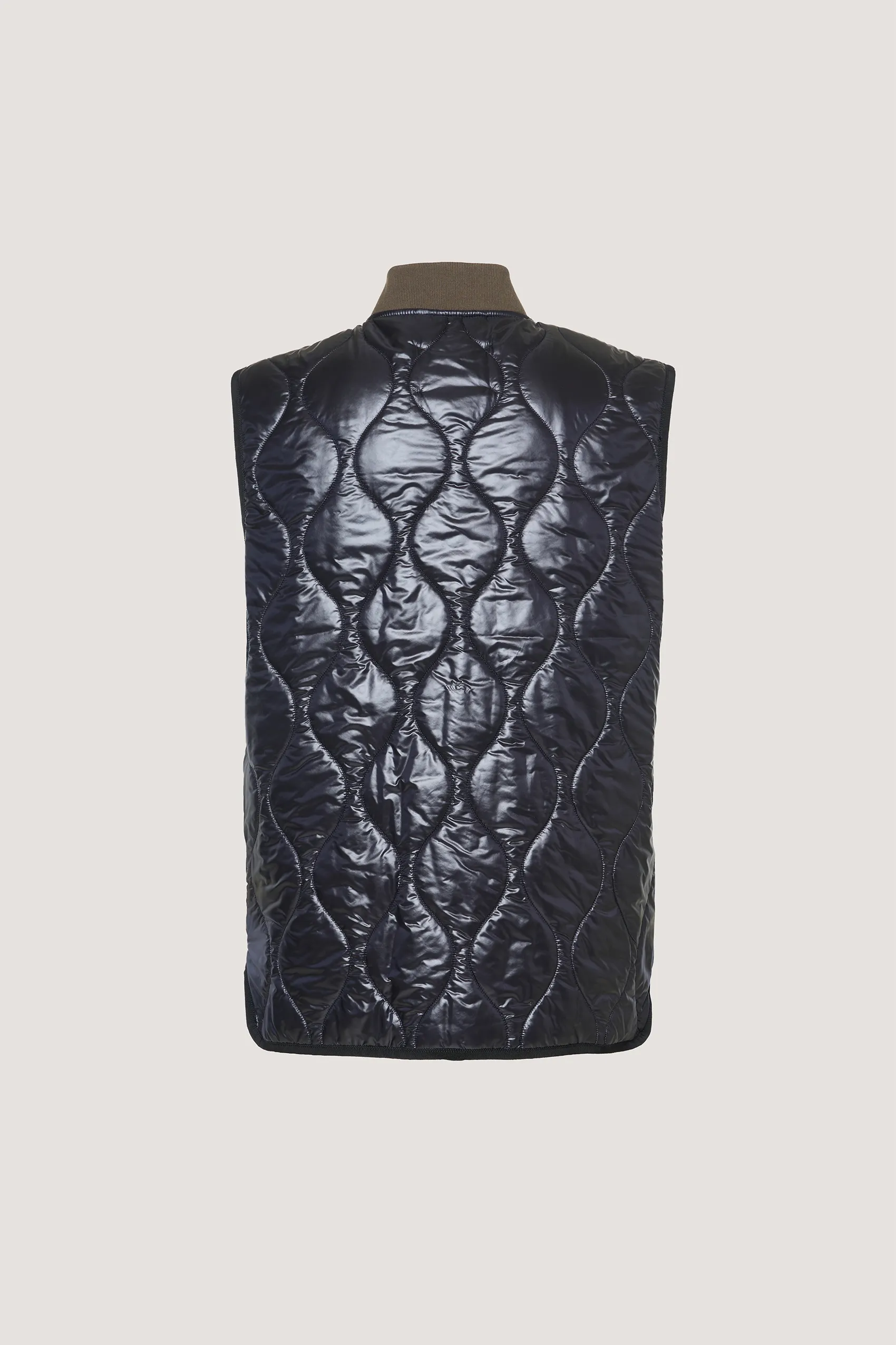 Quilted nylon waistcoat 