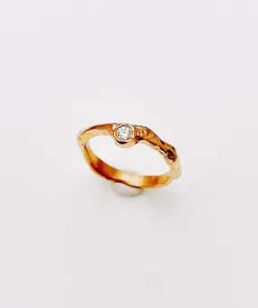 Ring 18k gold with diamond I